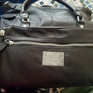 Wilson Leather Pelle handbag